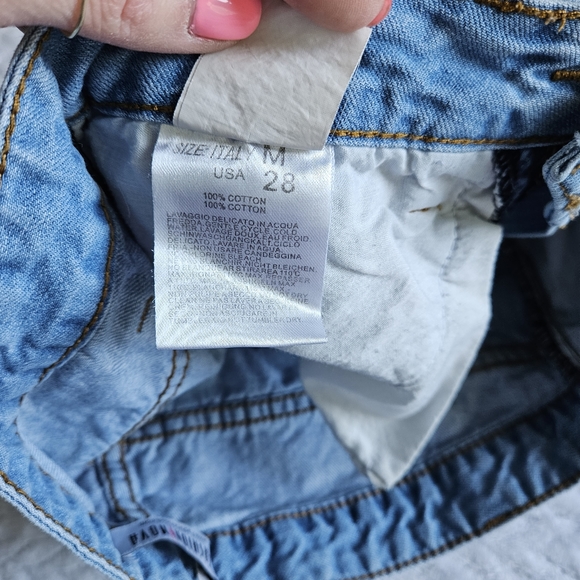 Fashion Nova Hi-Rise Cut-Off Denim Shorts Size Medium (28) - Picture 7 of 12